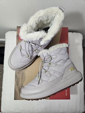 Helly Hansen Women's Light Gray Quilted Faux-Fur Winter Boots